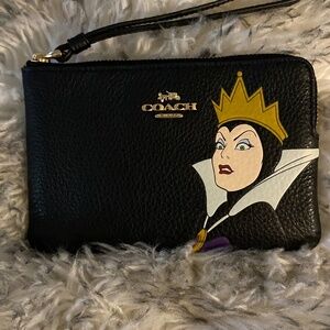 Brand New!! NWT LIMITED EDITION Disney X Coach Corner Zip Wristlet
